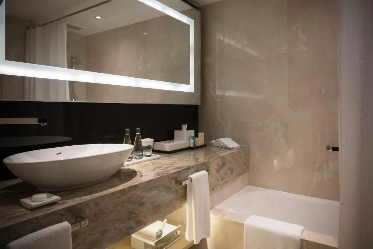 Gateway Hotel, Marco Polo Hong Kong