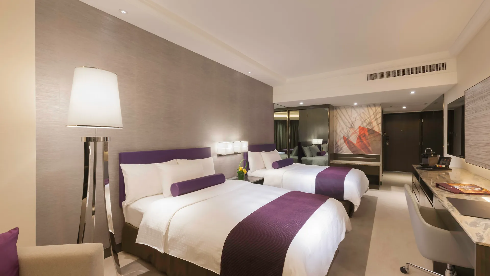 Gateway Hotel, Marco Polo Hong Kong