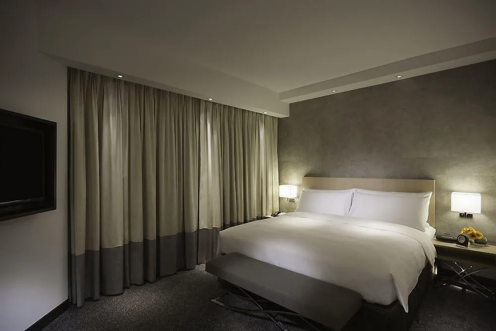 Gateway Hotel, Marco Polo Hong Kong 4*,  China