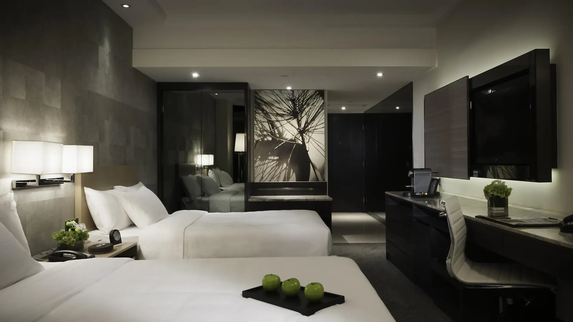 Gateway Hotel, Marco Polo Hong Kong