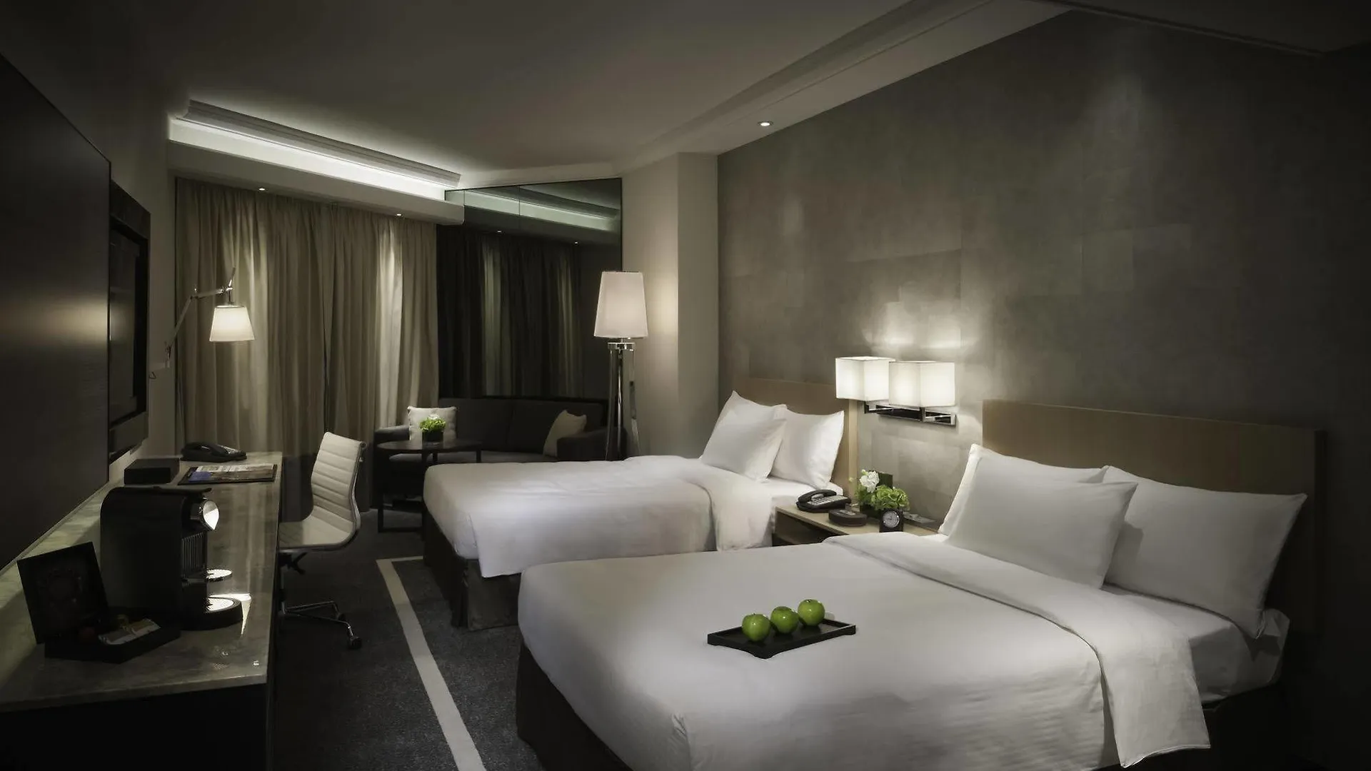 Gateway Hotel, Marco Polo Hong Kong Hotel