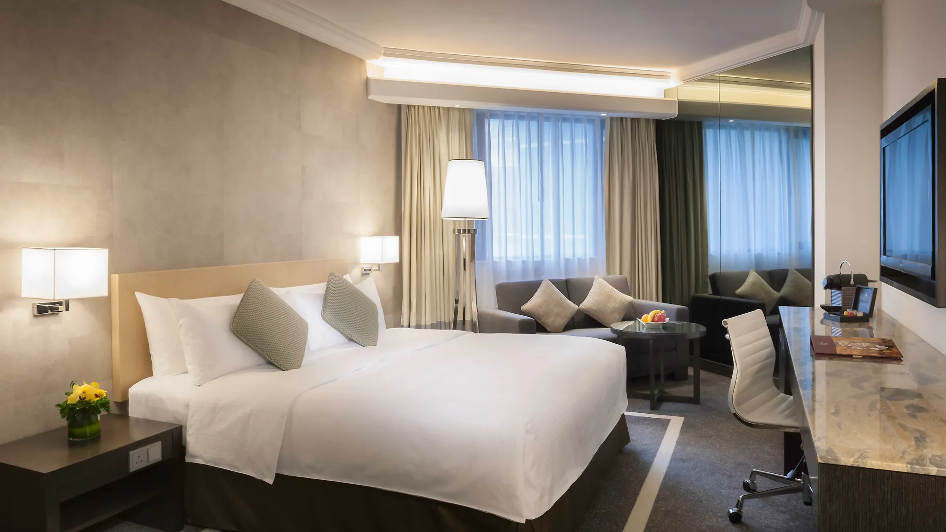 Gateway Hotel, Marco Polo Hong Kong Hotel