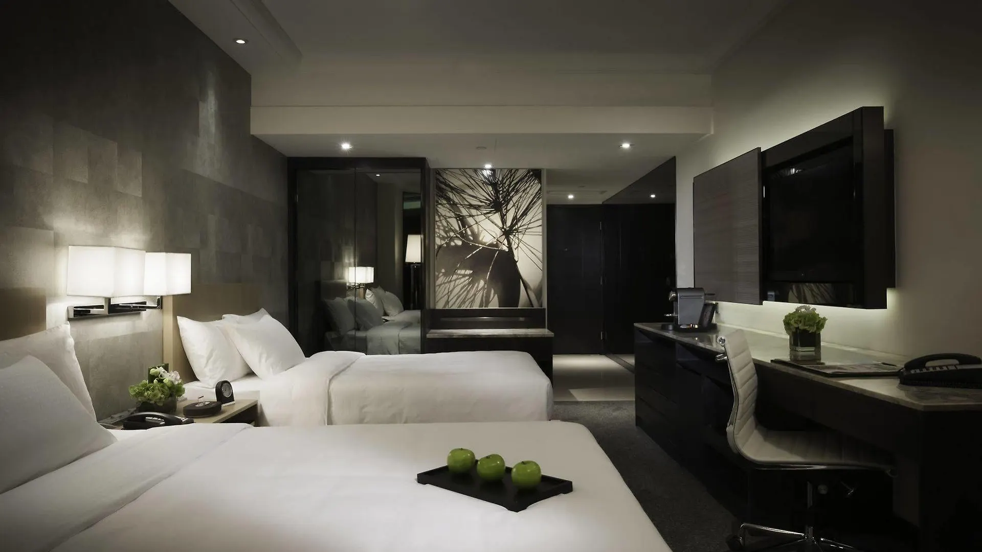 Gateway Hotel, Marco Polo Hong Kong